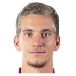 Dennis Praet