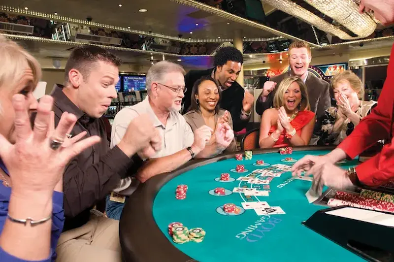 So Sánh Blackjack Fun88 và M88